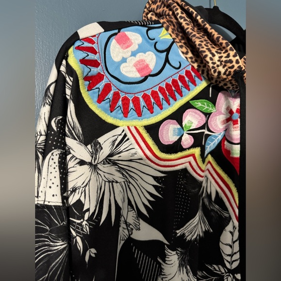 FARM RIO x Adidas Originals. Embroidered floral animal print sweater sz Small. - Picture 7 of 13